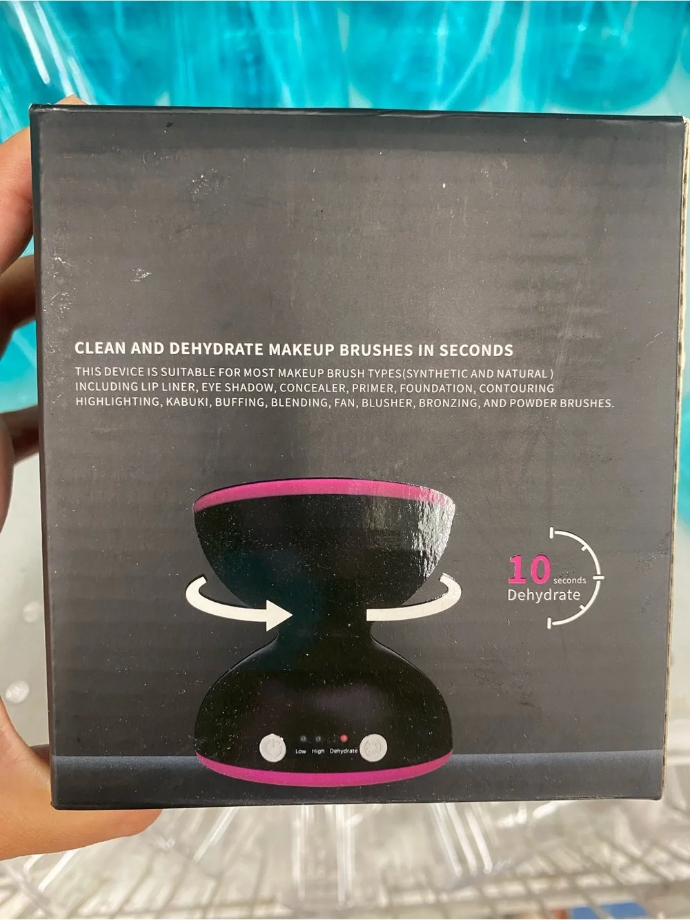 Makeup Brush CLEANER efficient pink